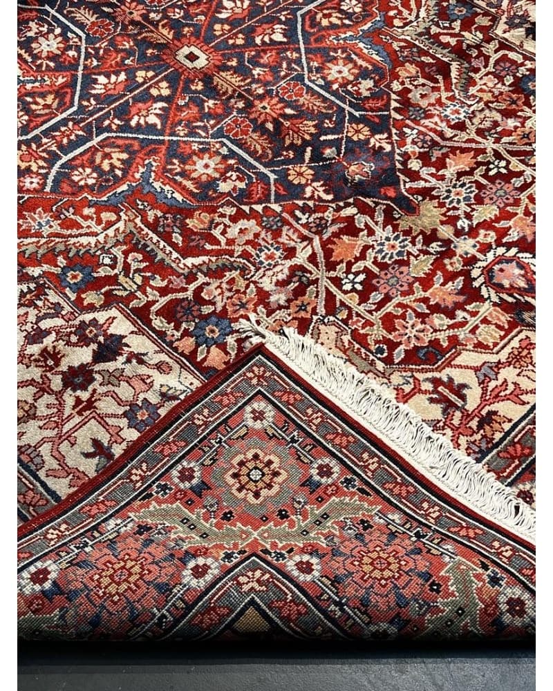 Persian Wool view 4