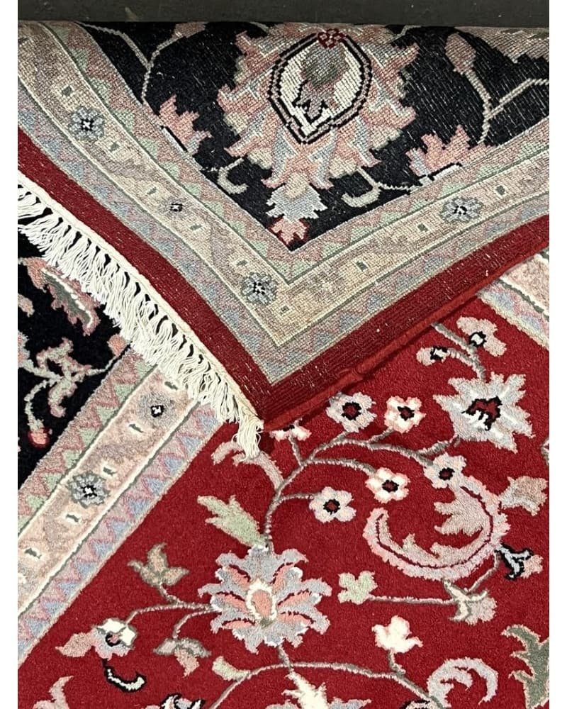 Kashan Wool view 4