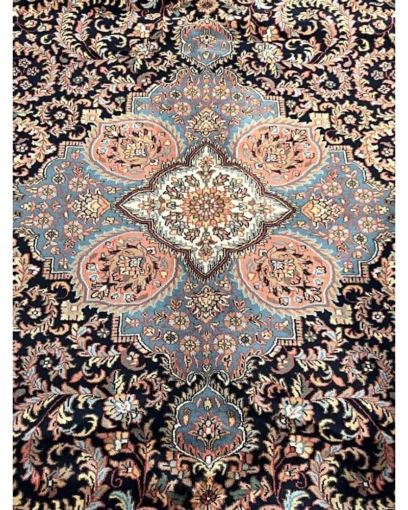 Persian Wool view 3