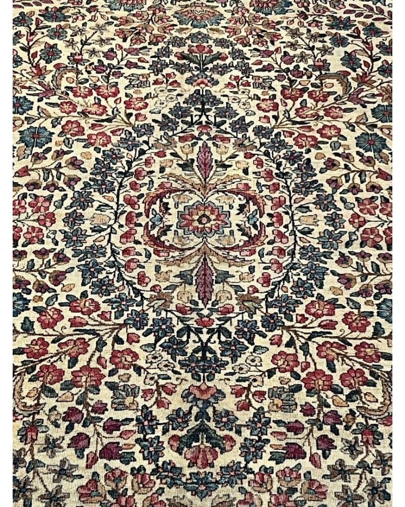 Old Kerman Wool view 3