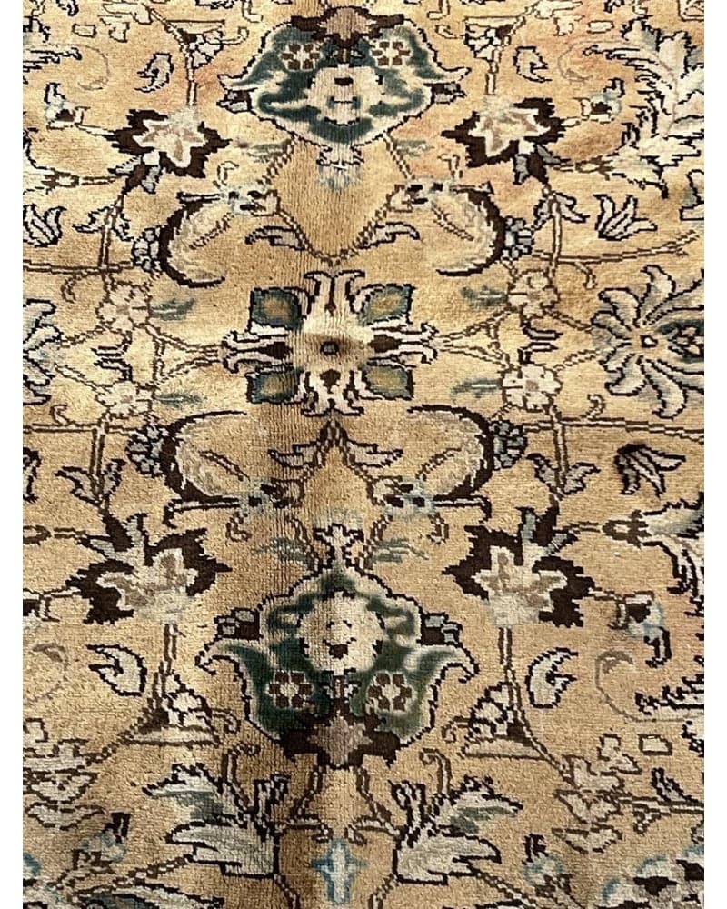 Old Tabriz Wool view 3