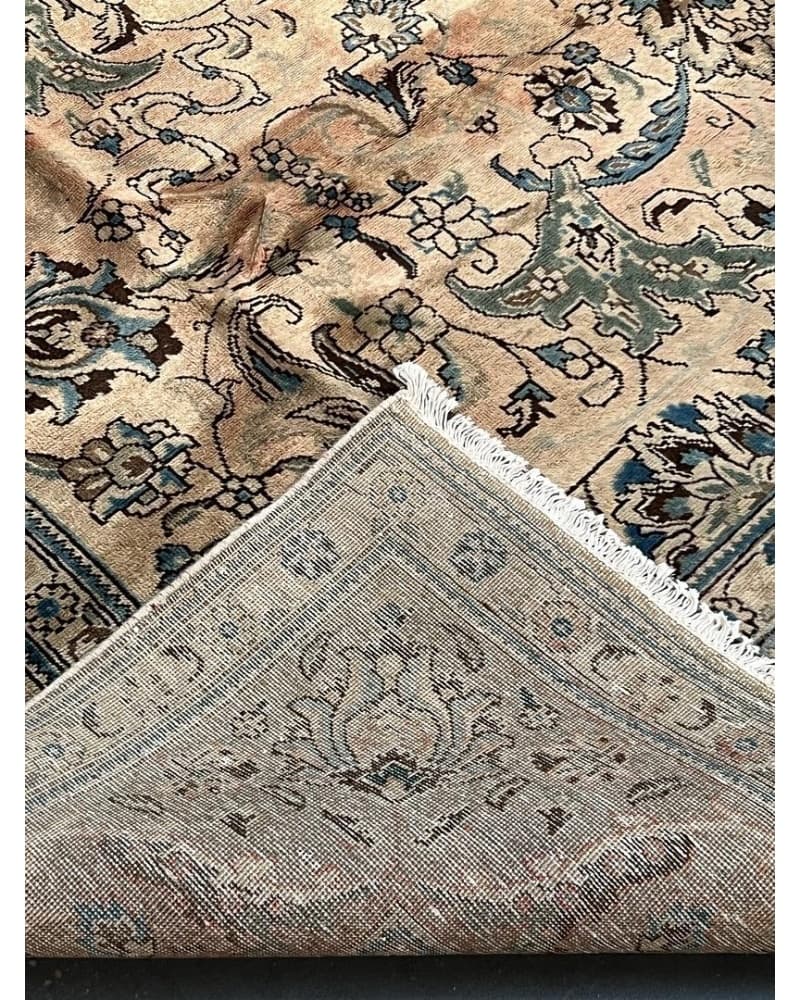 Old Tabriz Wool view 5