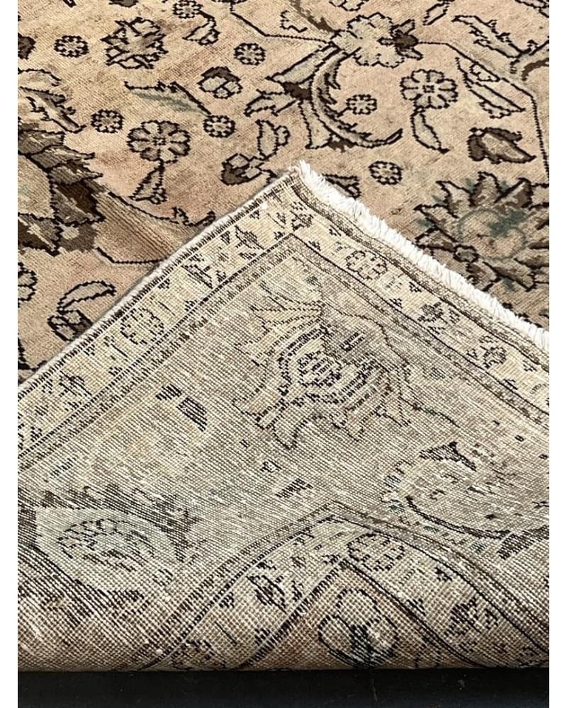 Tabriz Wool view 4
