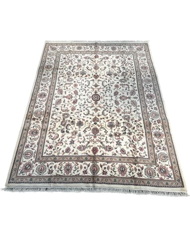 Kashan Wool view 2