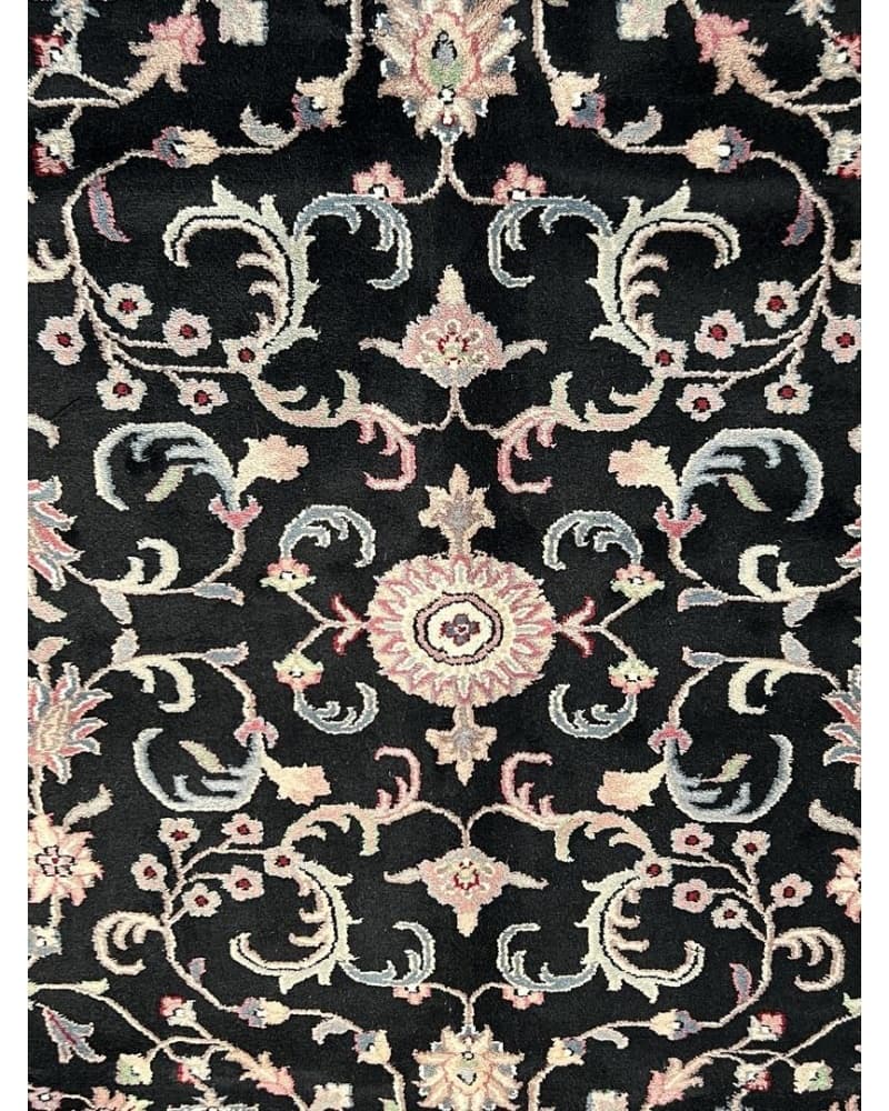 Kashan Wool view 3