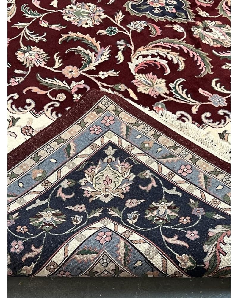 Kashan Wool view 4