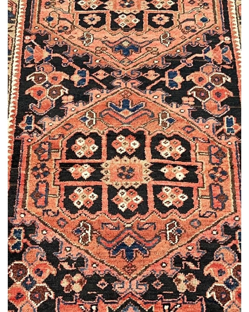 Heriz Wool view 3