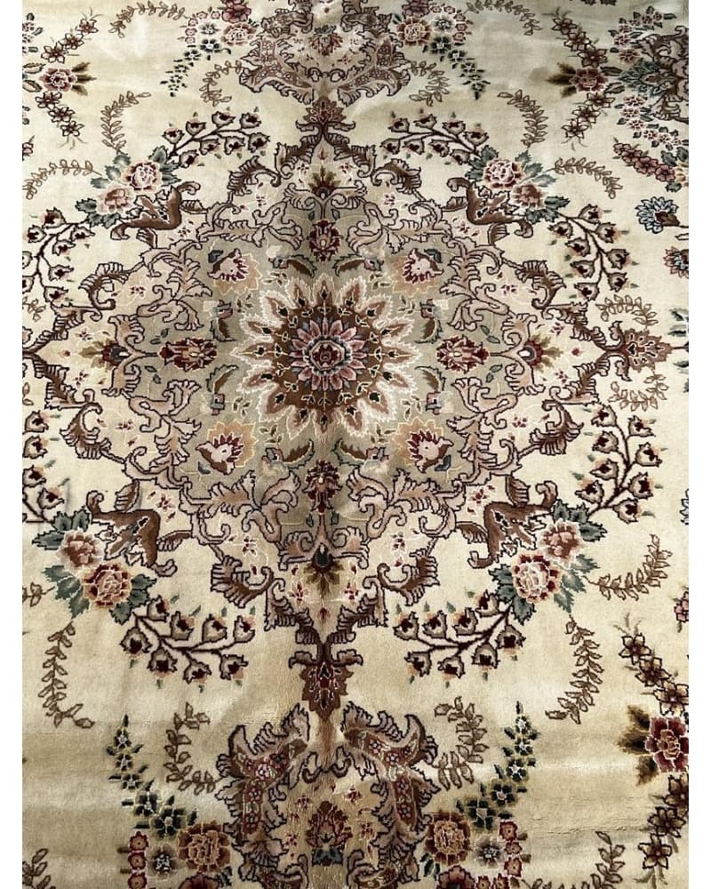 Tabriz Design Wool & Silk view 3