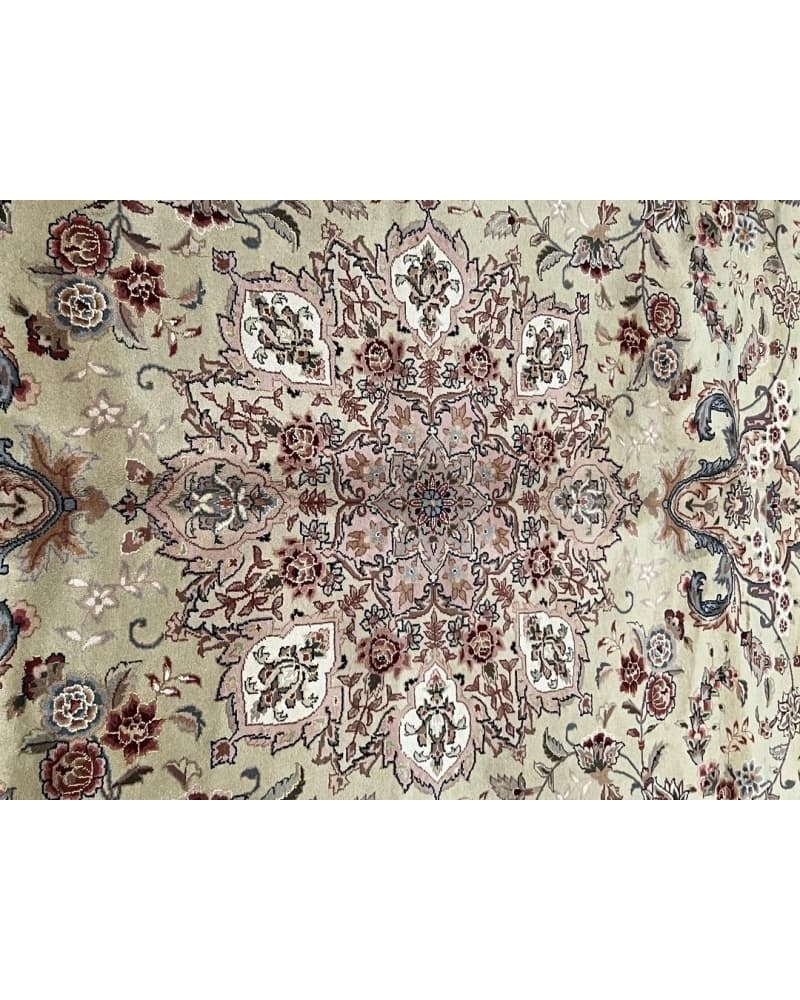 Tabriz Design Wool & Silk view 3