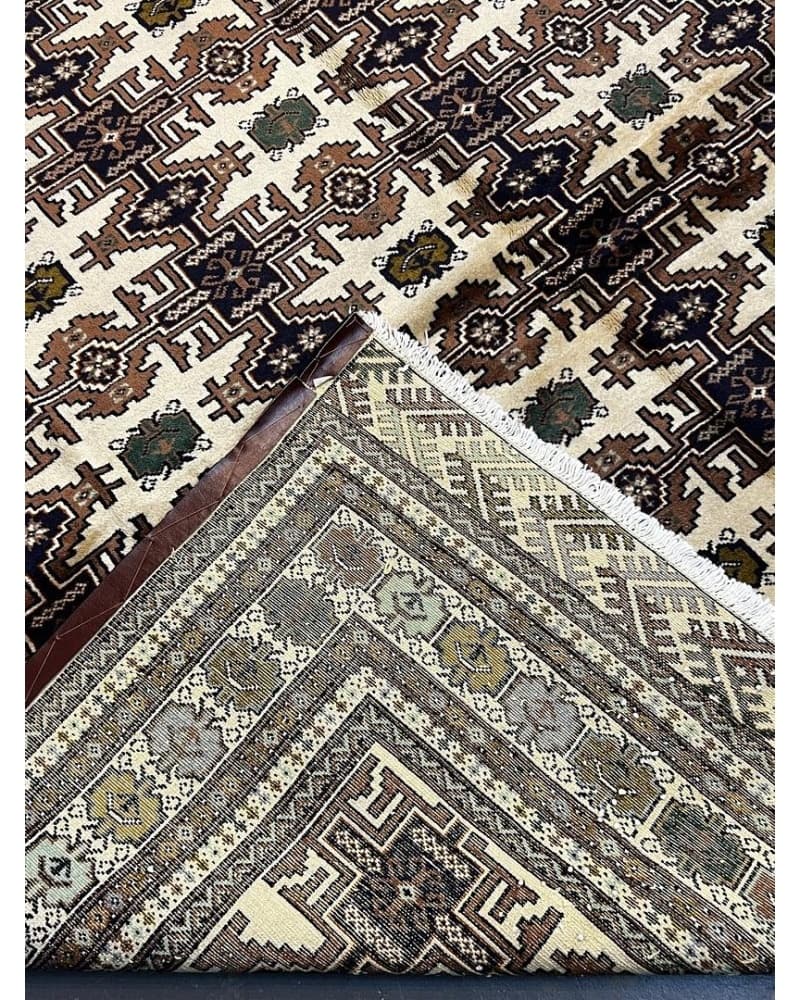 Turkoman Wool view 4
