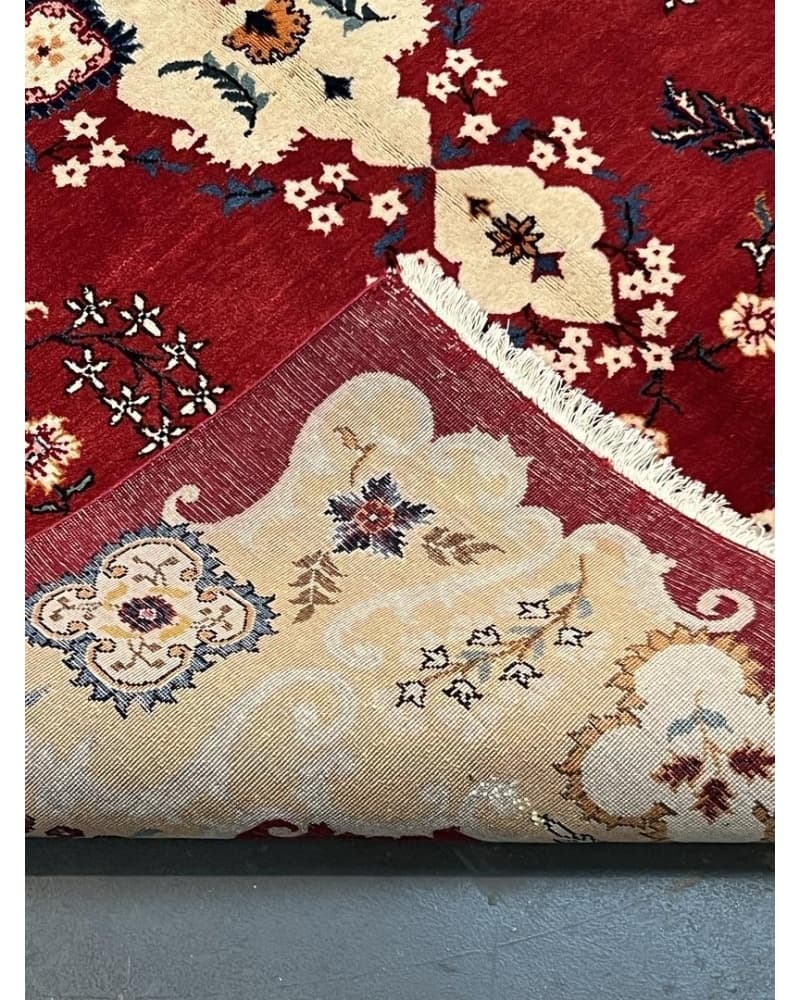 Kashan Wool view 4