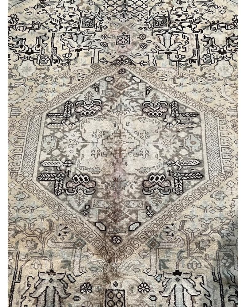 Tabriz Wool view 3