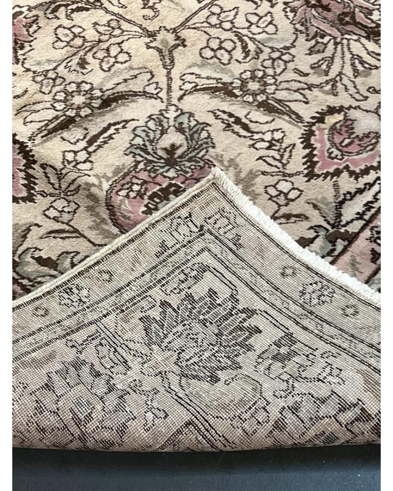 Tabriz Wool view 4