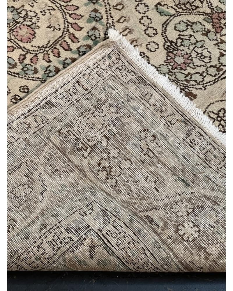 Tabriz Wool view 4