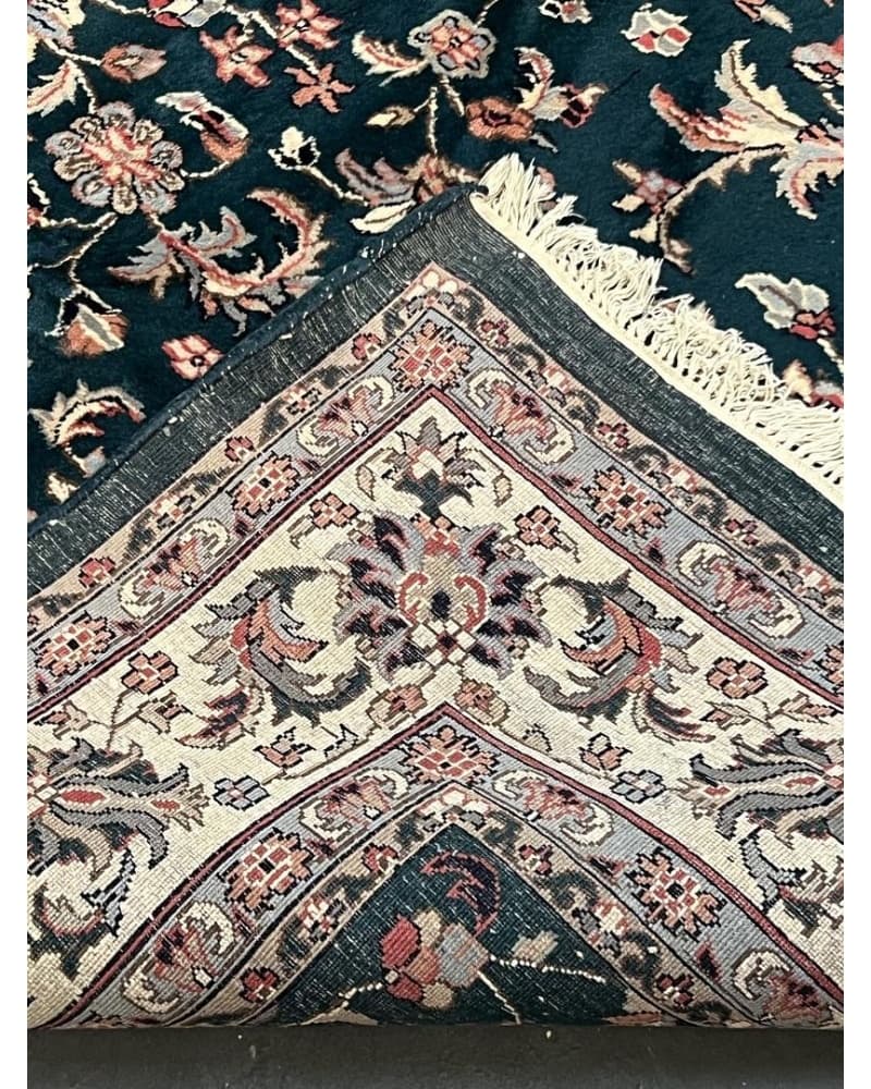 Kashan Wool view 4