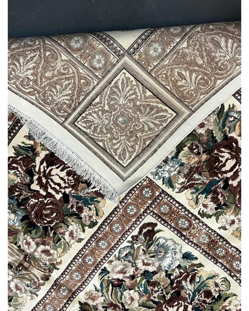 Persian Wool view 4