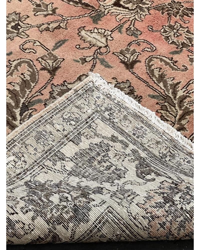 Old Tabriz Wool view 4