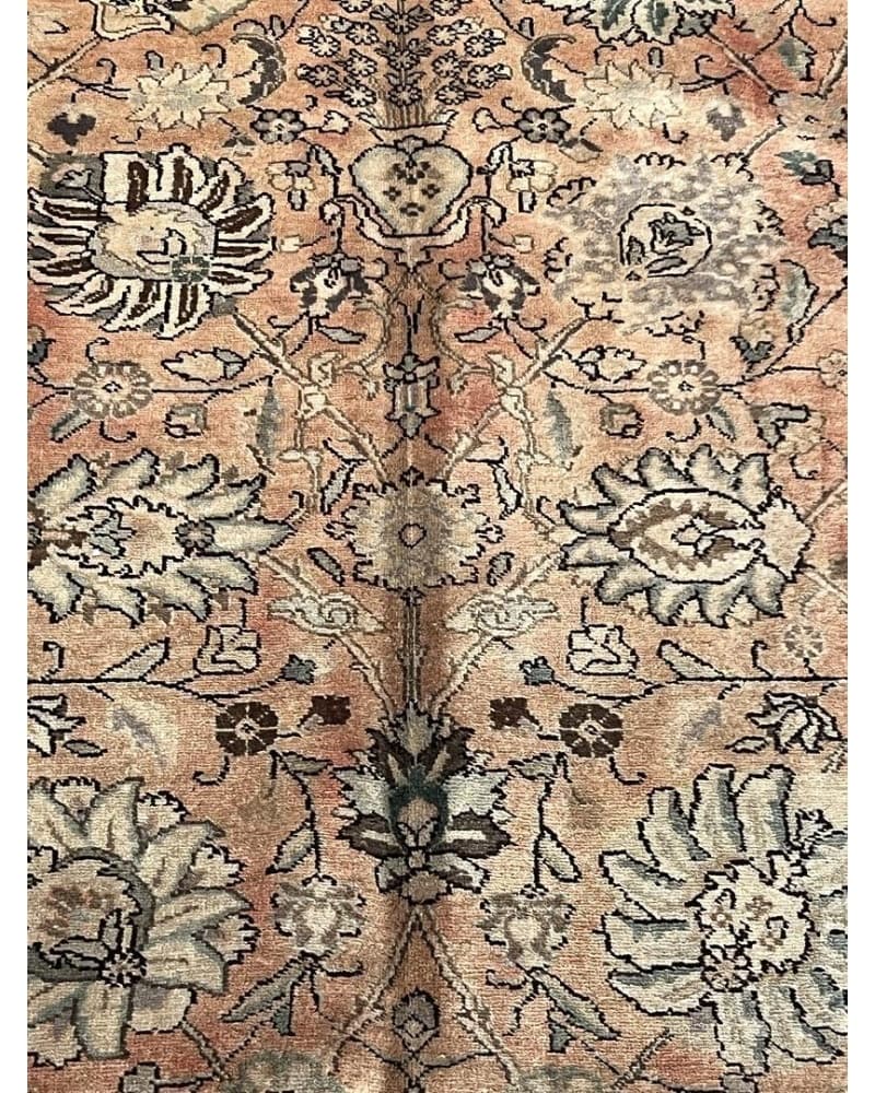 Old Tabriz Wool view 3