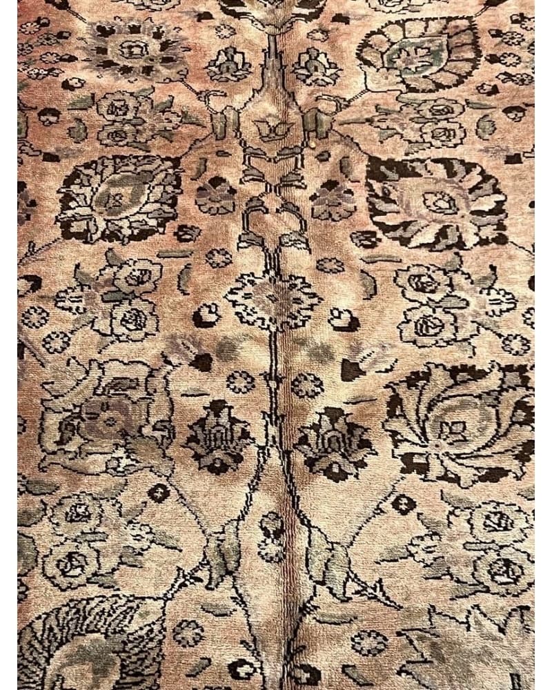 Old Tabriz Wool view 3