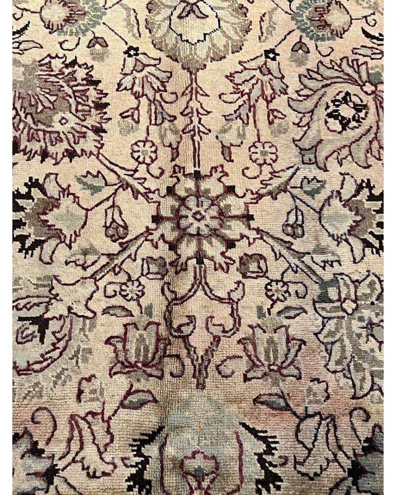 Old Tabriz Wool view 3