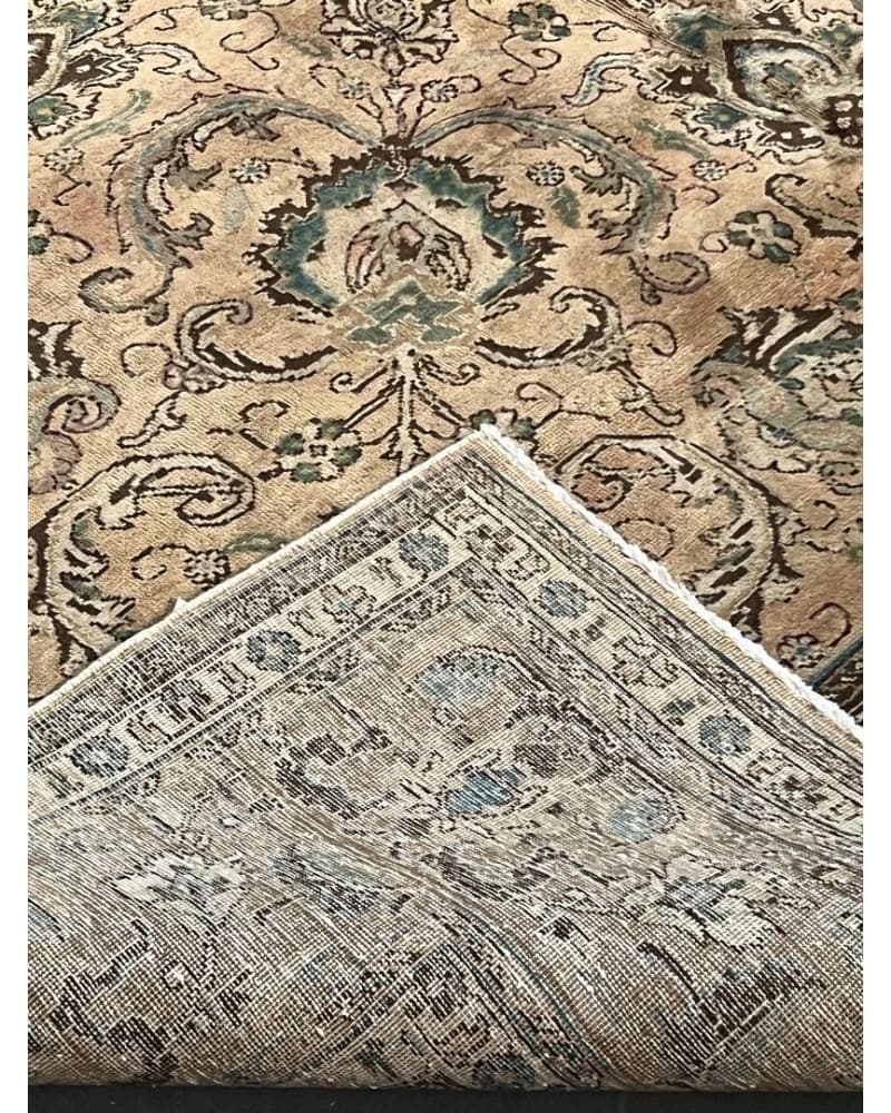 Old Tabriz Wool view 4