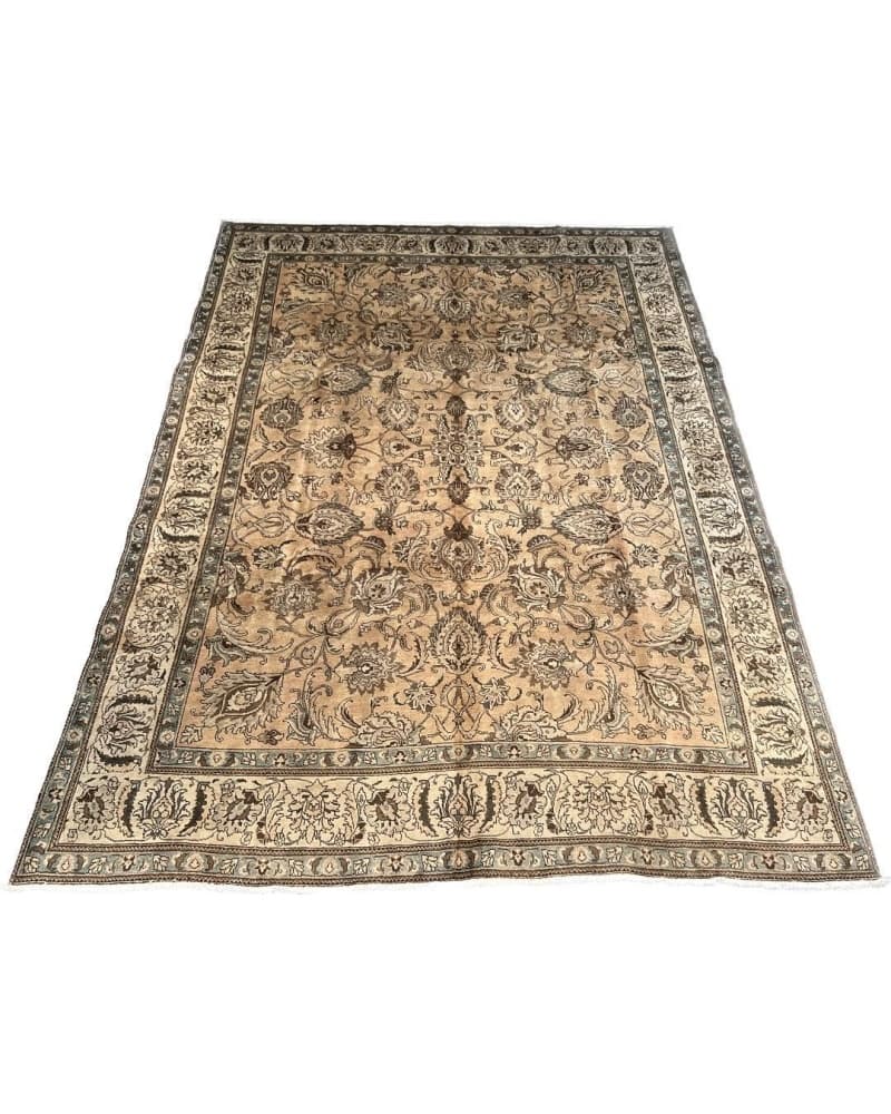 Old Tabriz Wool view 2