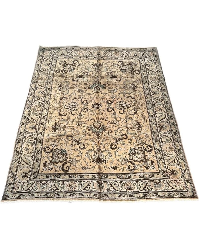 Old Tabriz Wool view 2