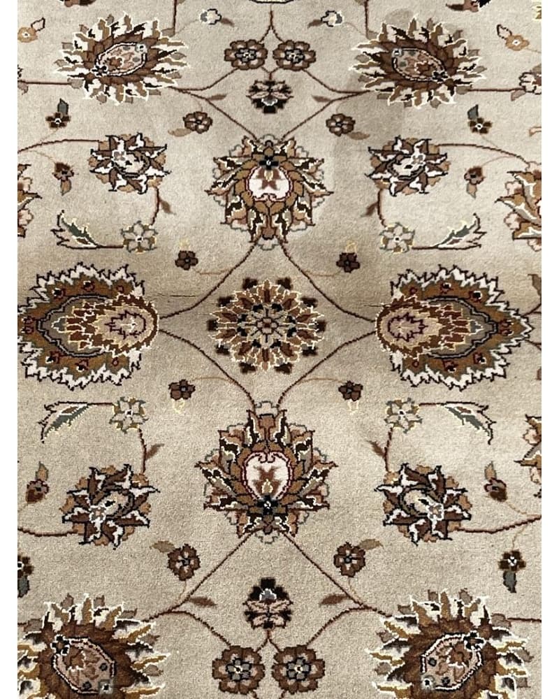 Tabriz Design Wool & Silk view 3