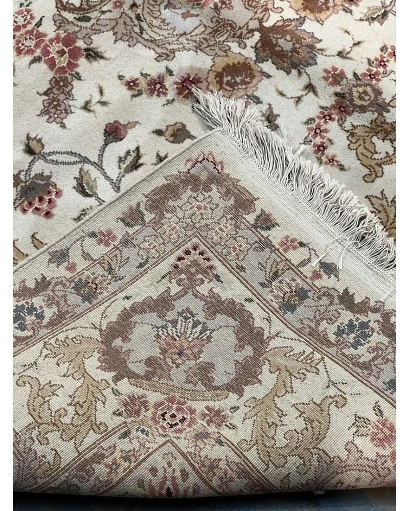 Tabriz Design Wool & Silk view 4
