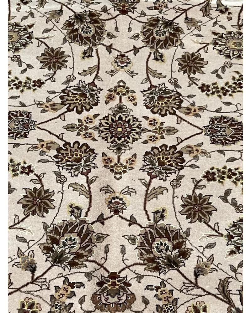 Tabriz Design Wool & Silk view 3