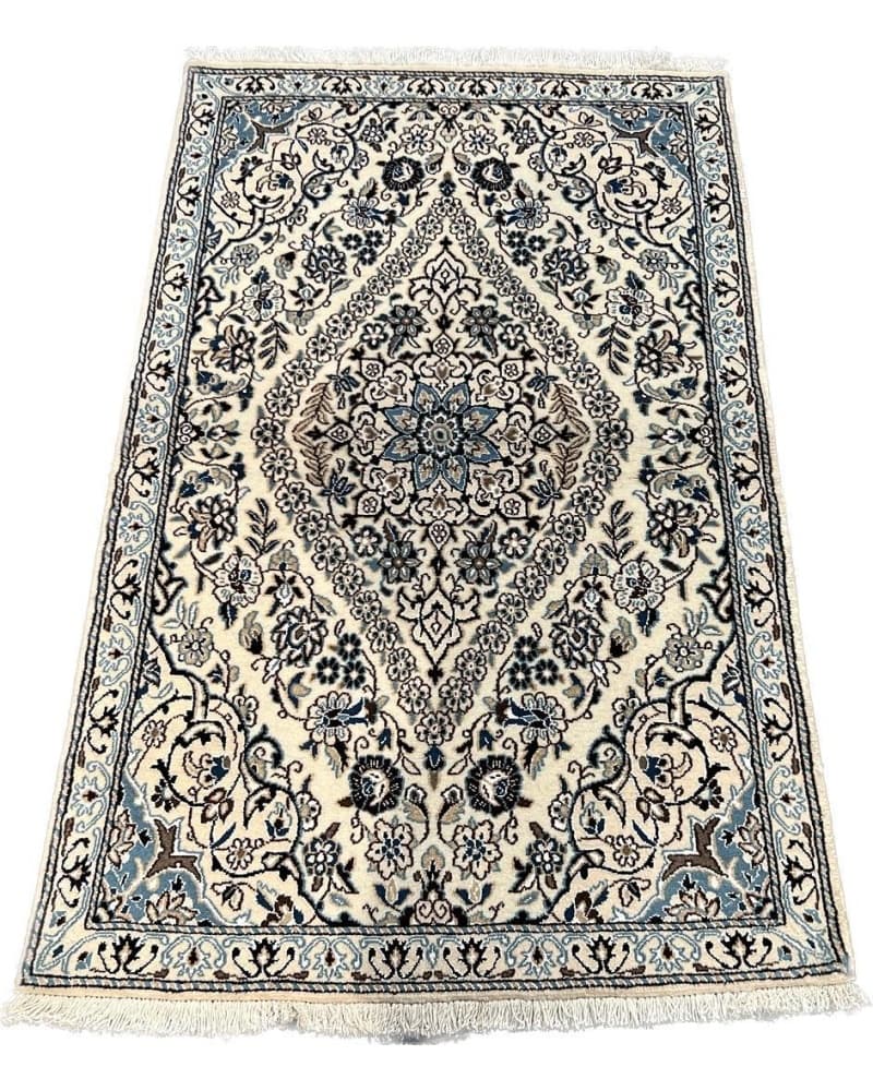 Nain Wool & Silk view 2