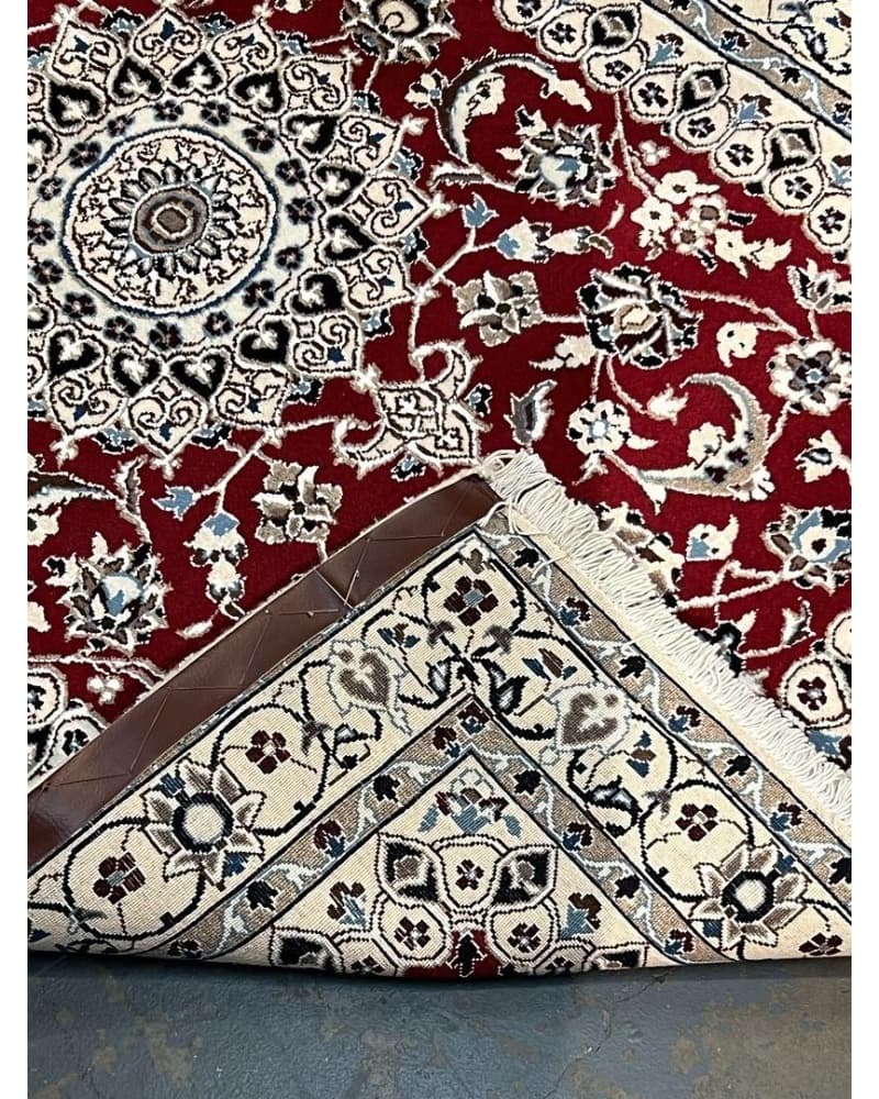 Nain Wool & Silk view 4