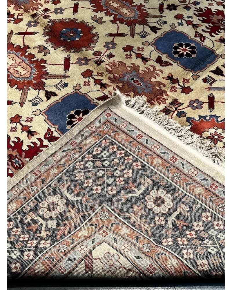 Caucasian Wool view 4