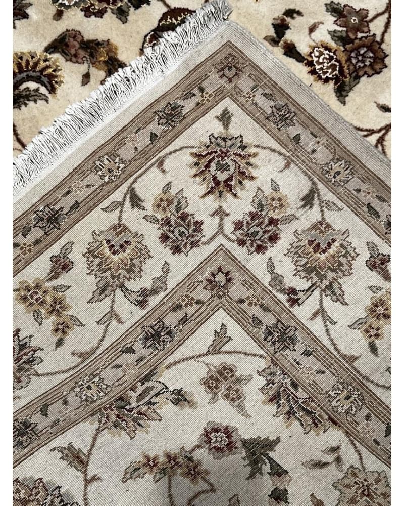 Tabriz Design Wool & Silk view 4