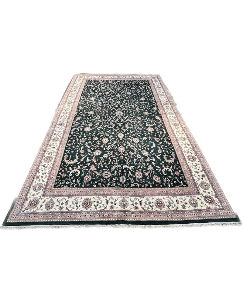 Kashan Wool view 2