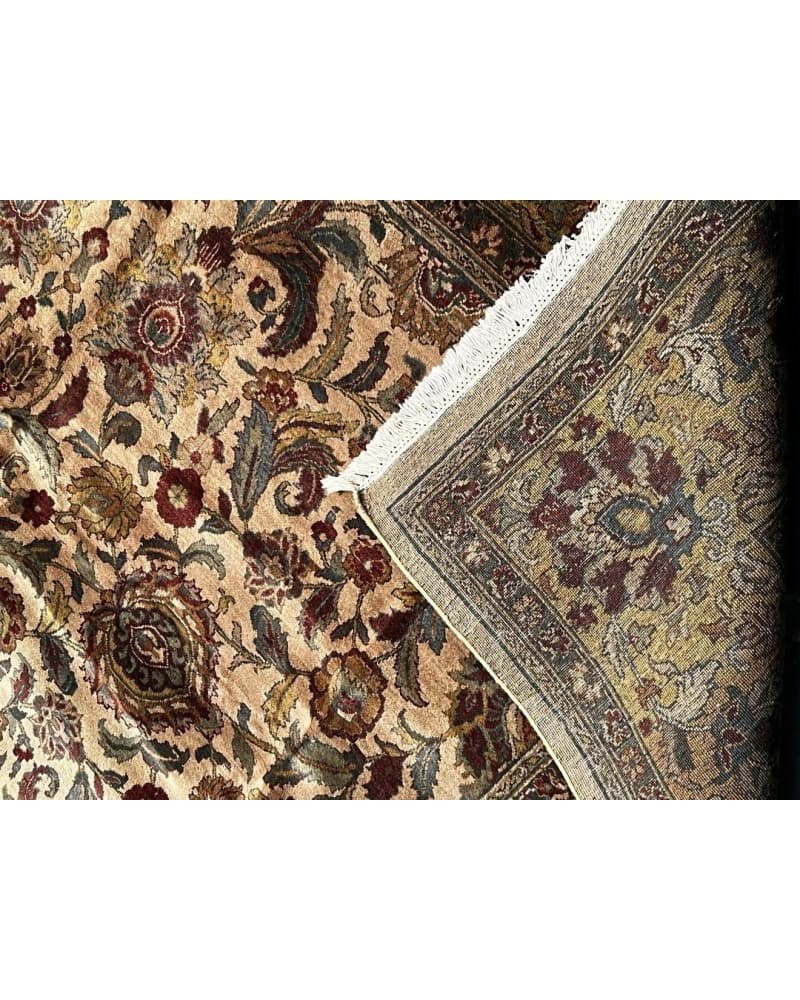 Khorasan Wool view 4