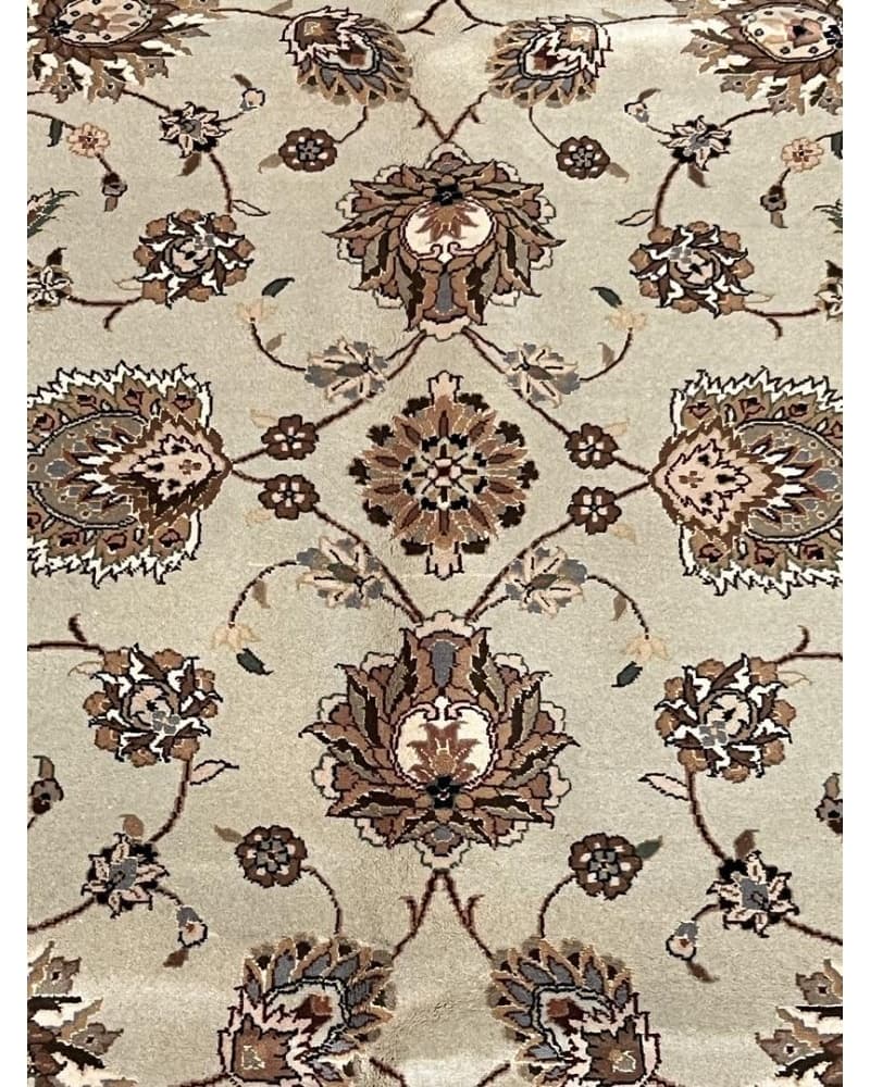 Tabriz Design Wool & Silk view 3