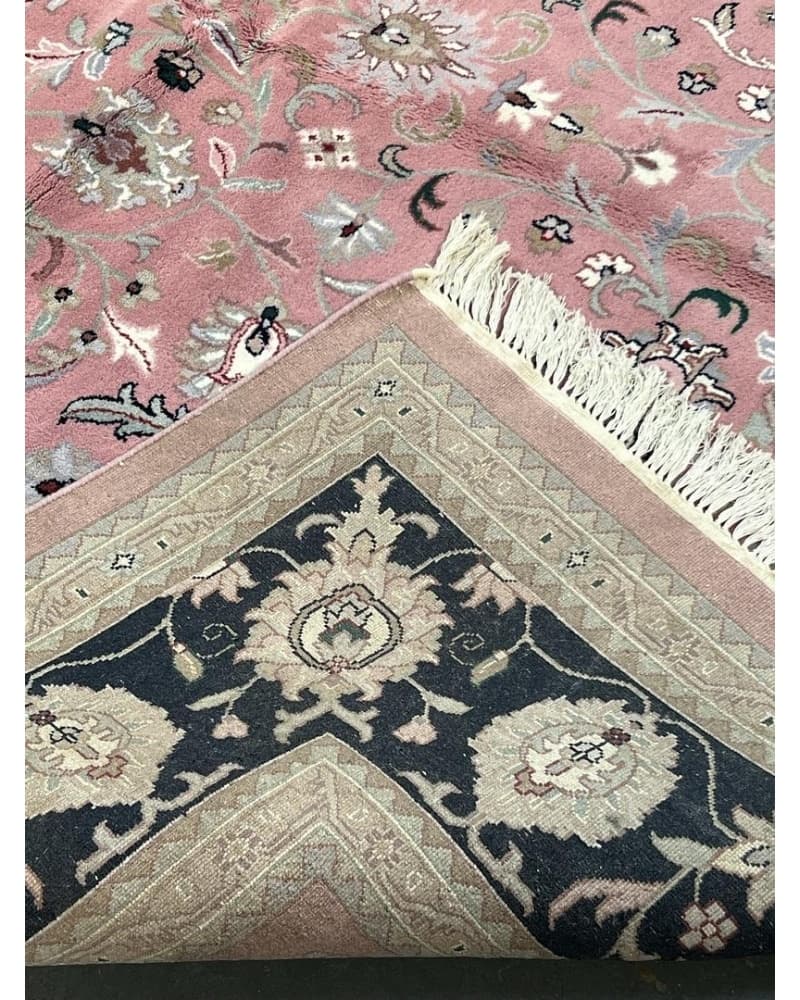 Kashan Wool view 4