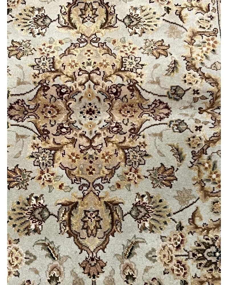 Tabriz Design Wool & Silk view 3