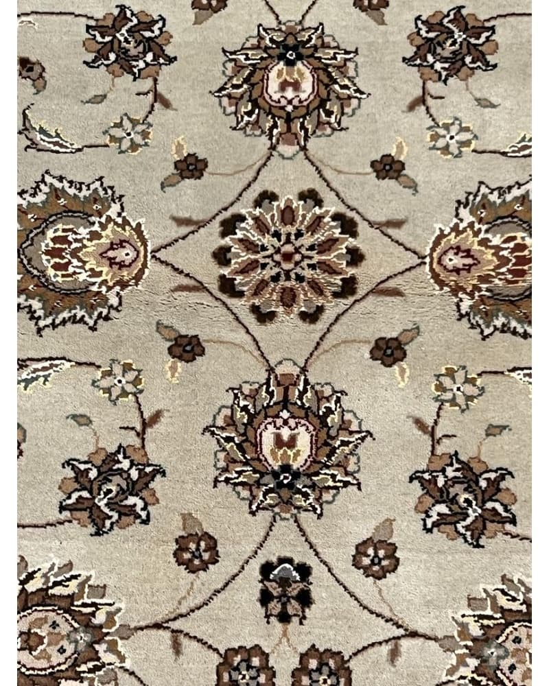 Tabriz Design Wool & Silk view 3