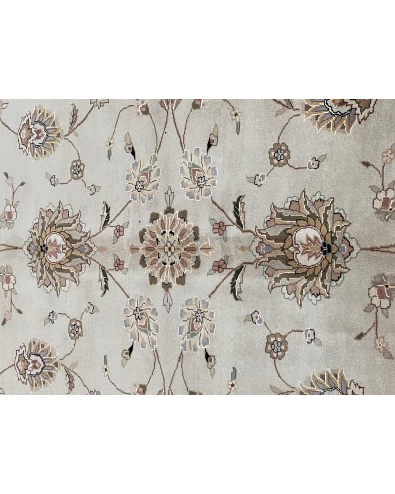 Tabriz Design Wool & Silk view 3