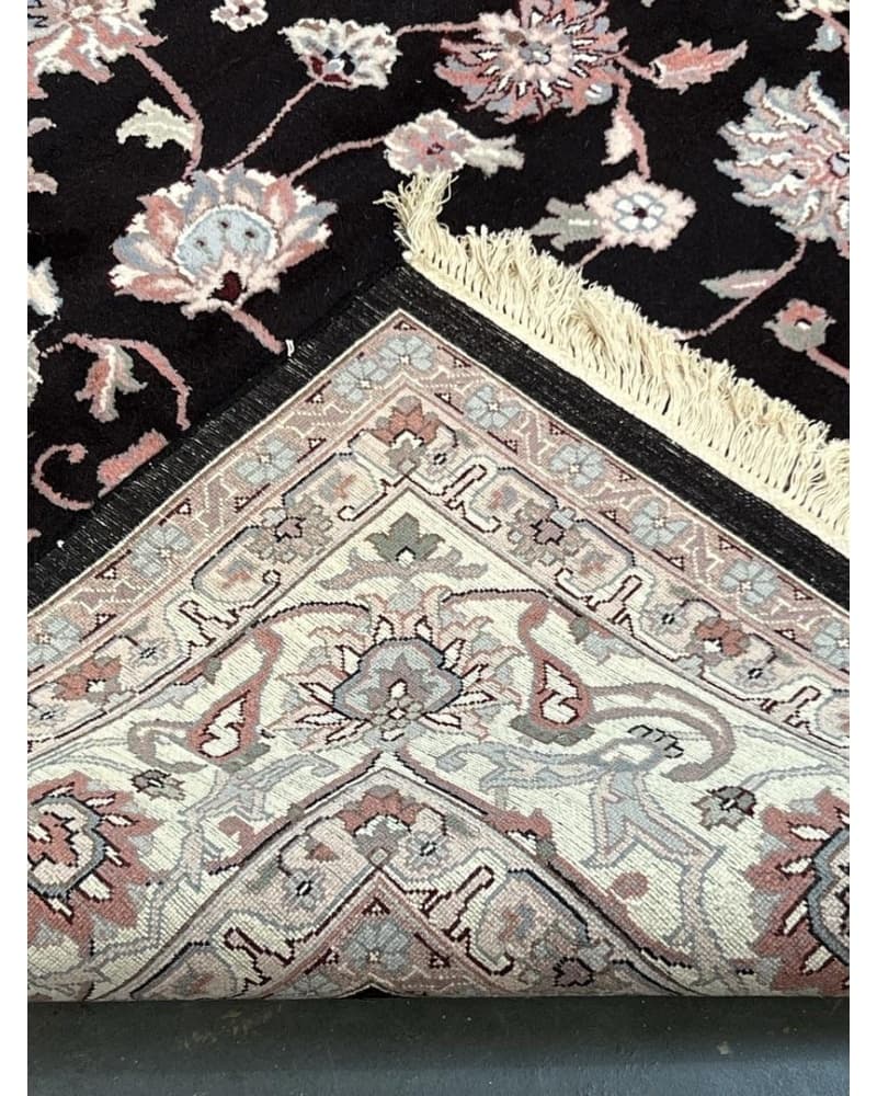 Kashan Wool view 4