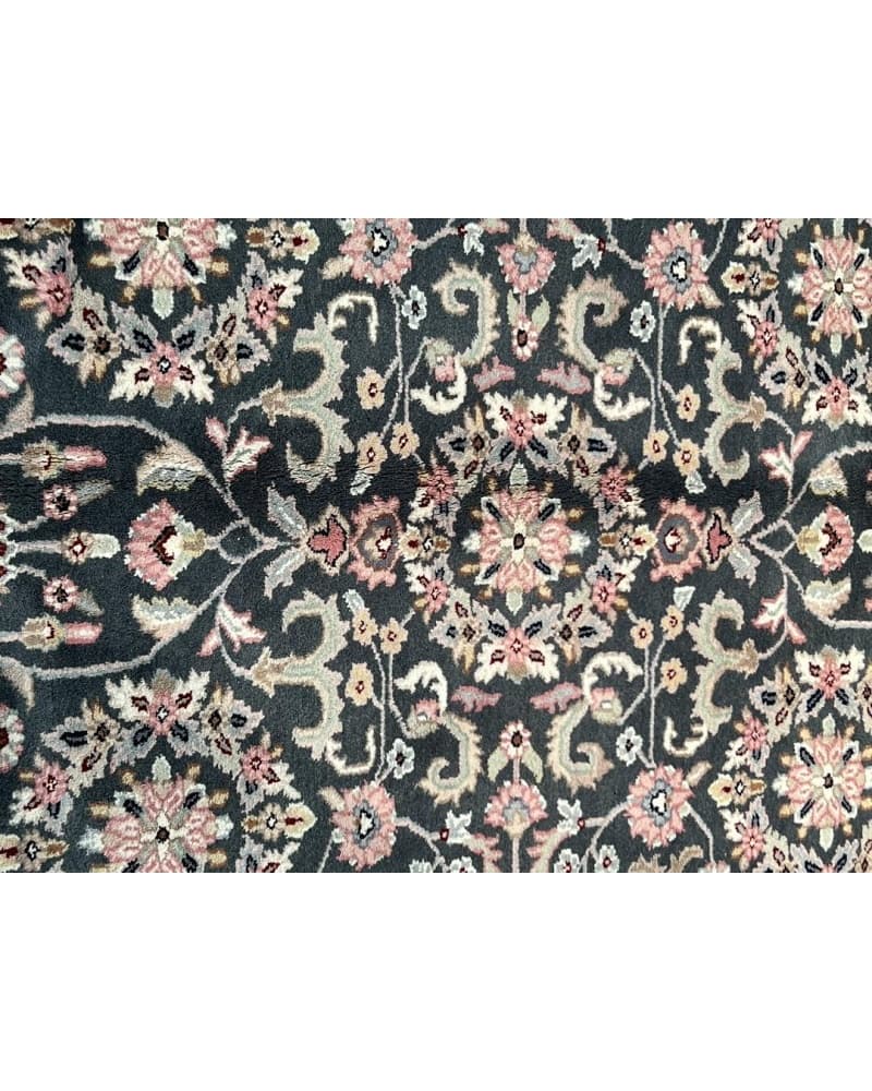 Kashan Wool view 3