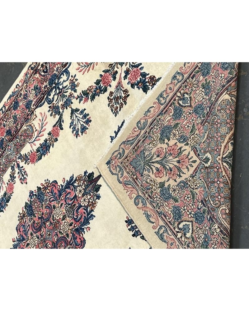 Old Kerman Wool view 4