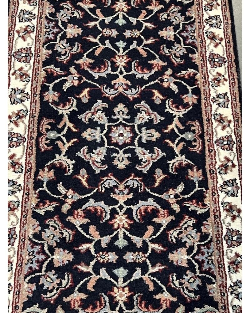 Kashan Wool view 3