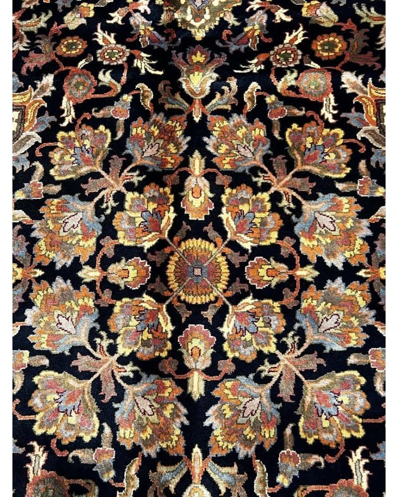 Kashan Wool view 3
