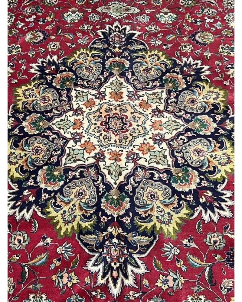 Tabriz Wool view 3