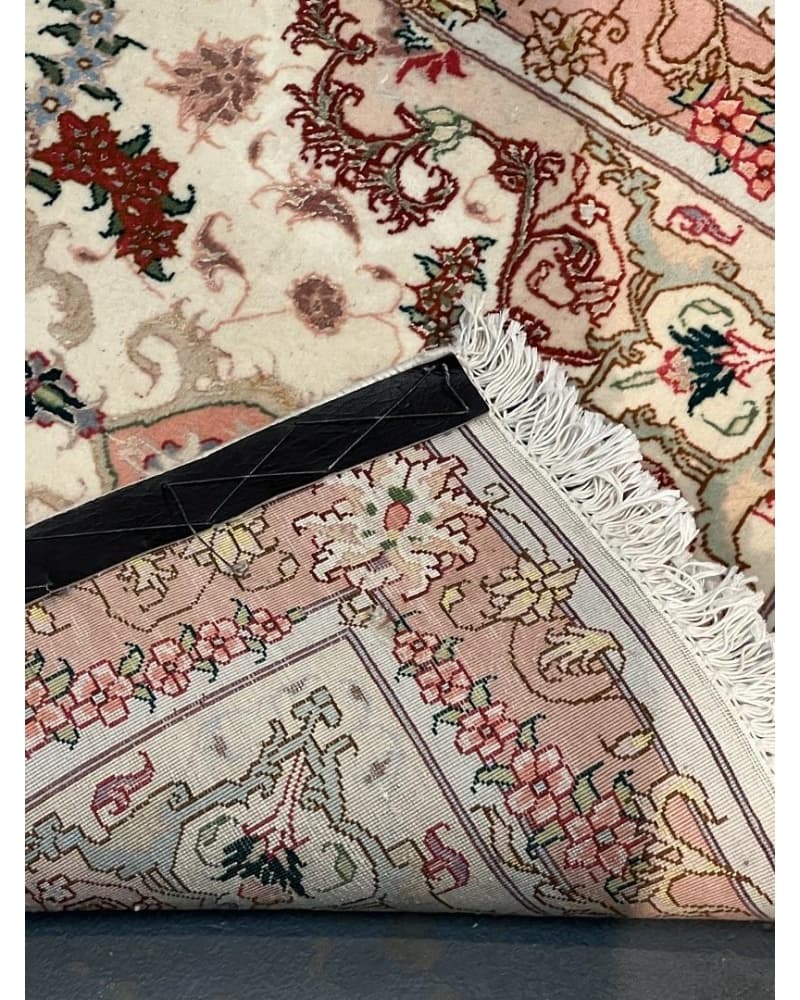 Tabriz Wool view 4