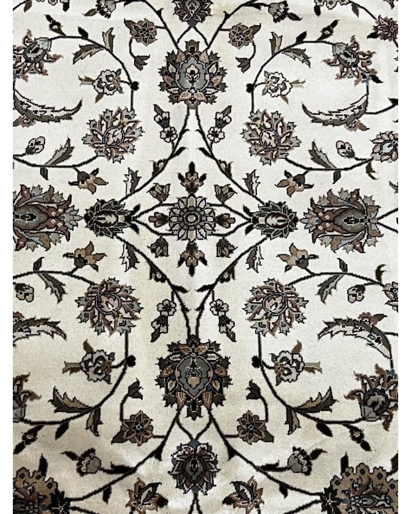 Tabriz Design Wool & Silk view 3
