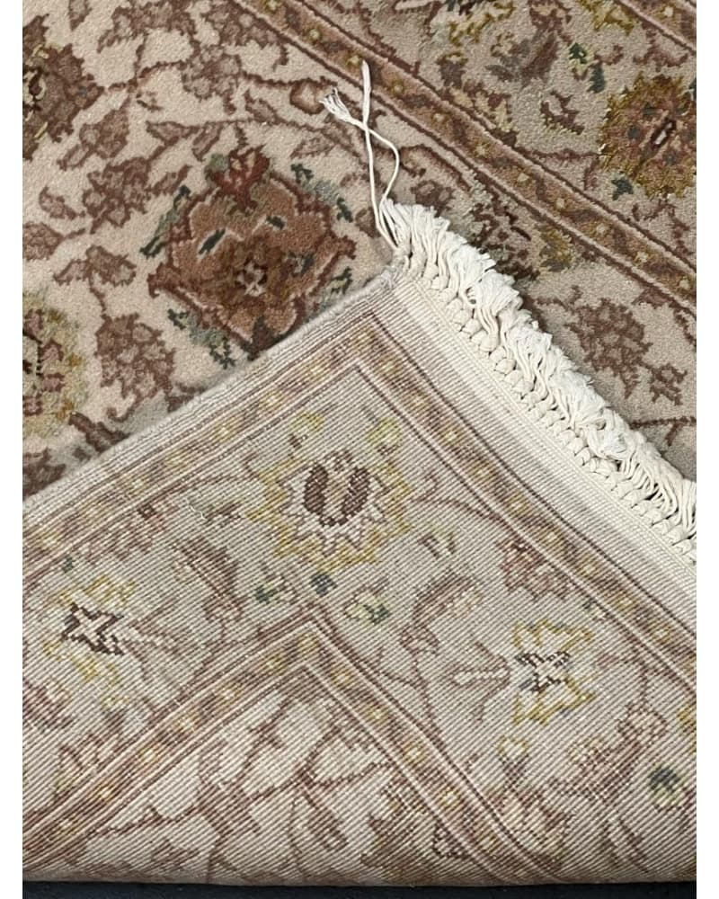 Tabriz Design Wool & Silk view 4